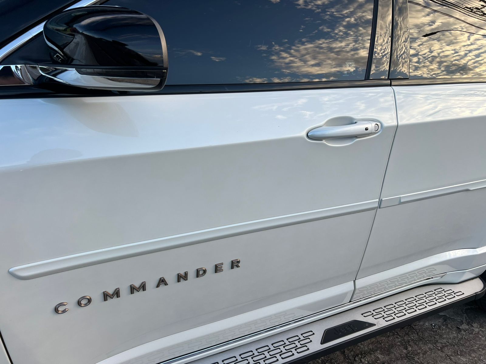Commander Overland 4×4 Diesel 2022